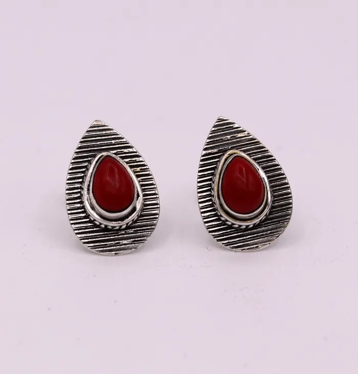 TRIBAL ORNAMENTS Earrings sapphire red color stone handmade 925 sterling silver stud vintage earrings s238