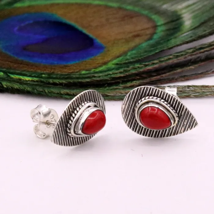 TRIBAL ORNAMENTS Earrings sapphire red color stone handmade 925 sterling silver stud vintage earrings s238