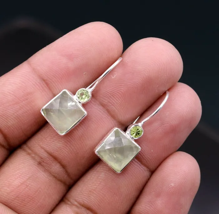 TRIBAL ORNAMENTS Earrings Traditional style stone 925 sterling silver quartz gifting hoop earring s322