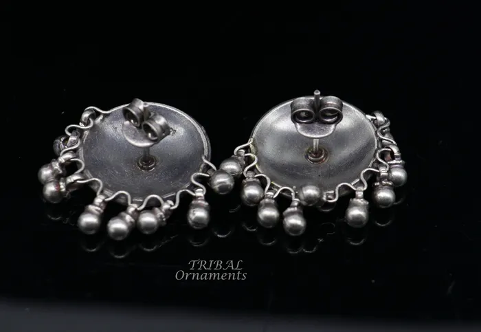 TRIBAL ORNAMENTS Earrings Vintage design 925 sterling silver plain style handmade round design fabulous Stud earrings tribal jewelry from Rajasthan india s1048 TRIBAL ORNAMENTS Earrings Vintage design 925 sterling silver plain style handmade round design fabulous Stud earrings tribal jewelry from Rajasthan india s1048