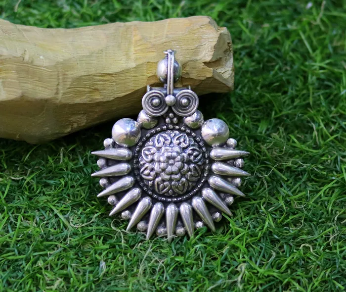 TRIBAL ORNAMENTS Necklaces 925 sterling silver handmade pendant excellent vintage design oxidized pendant necklace ethnic belly dance Bohemian tribal jewelry nsp339 TRIBAL ORNAMENTS Necklaces 925 sterling silver handmade pendant excellent vintage design oxidized pendant necklace ethnic belly dance Bohemian tribal jewelry nsp339
