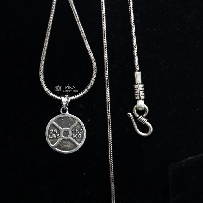 TRIBAL ORNAMENTS Necklaces Amazing 925 sterling silver handmade barbel weight plate design pendant high quality silver small pendant for gym boy girls nsp671 TRIBAL ORNAMENTS Necklaces Amazing 925 sterling silver handmade barbel weight plate design pendant high quality silver small pendant for gym boy girls nsp671