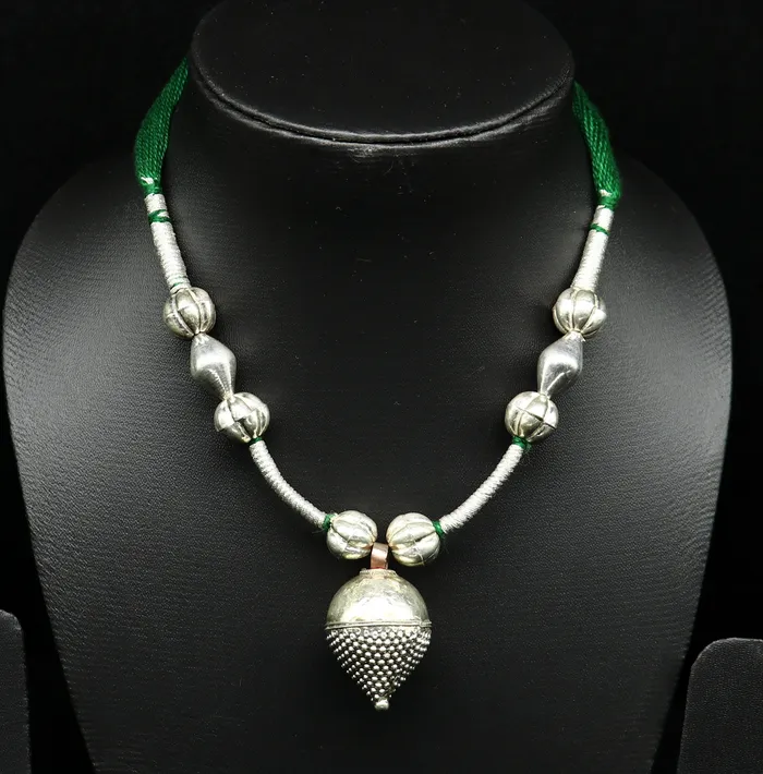TRIBAL ORNAMENTS Necklaces Amazing customized vintage style Sterling silver beads with Green thread charm necklace wedding choker tribal adjustable jewelry set190