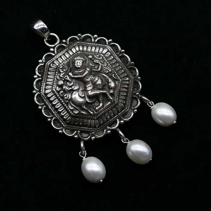 TRIBAL ORNAMENTS Necklaces Vintage trendy 925 sterling silver handmade Krishna with cow pendant amazing stylish unisex pendant locket personalized jewelry ssp579