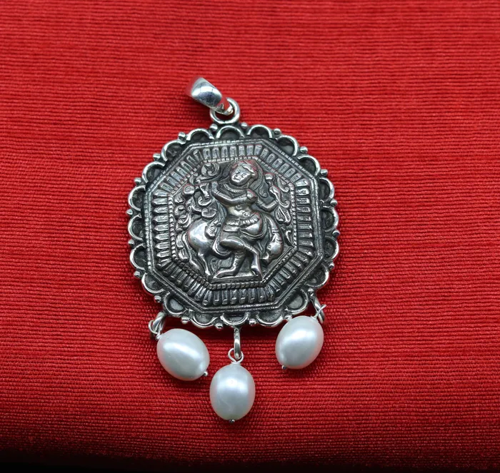 TRIBAL ORNAMENTS Necklaces Vintage trendy 925 sterling silver handmade Krishna with cow pendant amazing stylish unisex pendant locket personalized jewelry ssp579