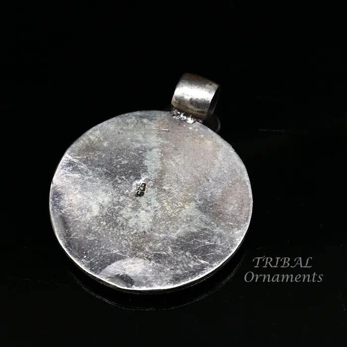 TRIBAL ORNAMENTS Rings Amazing round floral 925 sterling silver amazing flower design unisex pendant ethnic tribal stylish jewelry from india nsp484