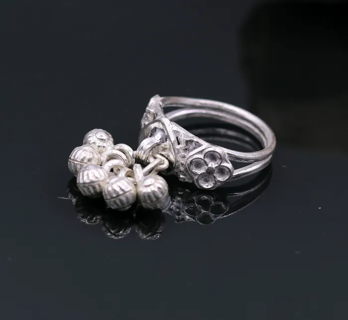 TRIBAL ORNAMENTS Rings Vintage antique design sterling silver handmade gorgeous charm ring with fabulous noisy bells excellent belly dance jewelry india sr207
