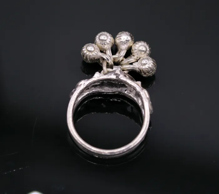 TRIBAL ORNAMENTS Rings Vintage antique design sterling silver handmade gorgeous charm ring with fabulous noisy bells excellent belly dance jewelry india sr207