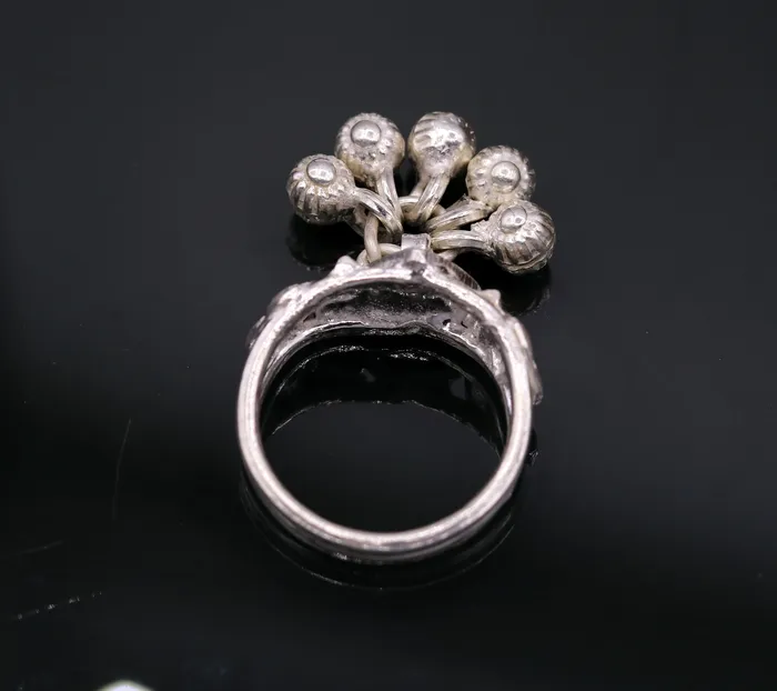 TRIBAL ORNAMENTS Rings Vintage antique design sterling silver handmade gorgeous charm ring with fabulous noisy bells excellent belly dance jewelry india sr207