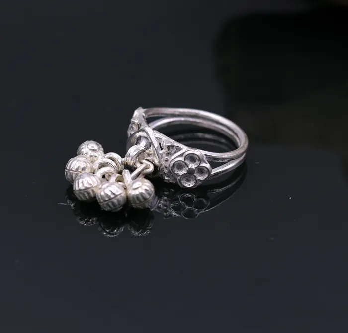 TRIBAL ORNAMENTS Rings Vintage antique design sterling silver handmade gorgeous charm ring with fabulous noisy bells excellent belly dance jewelry india sr207