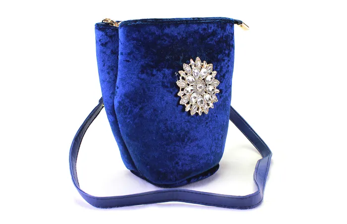 Walkeaze Earrings Women Party Bag 04271B Walkeaze Earrings Women Party Bag 04271B