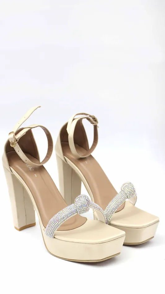 Walkeaze Necklaces Women Formal Block Heel 62832S