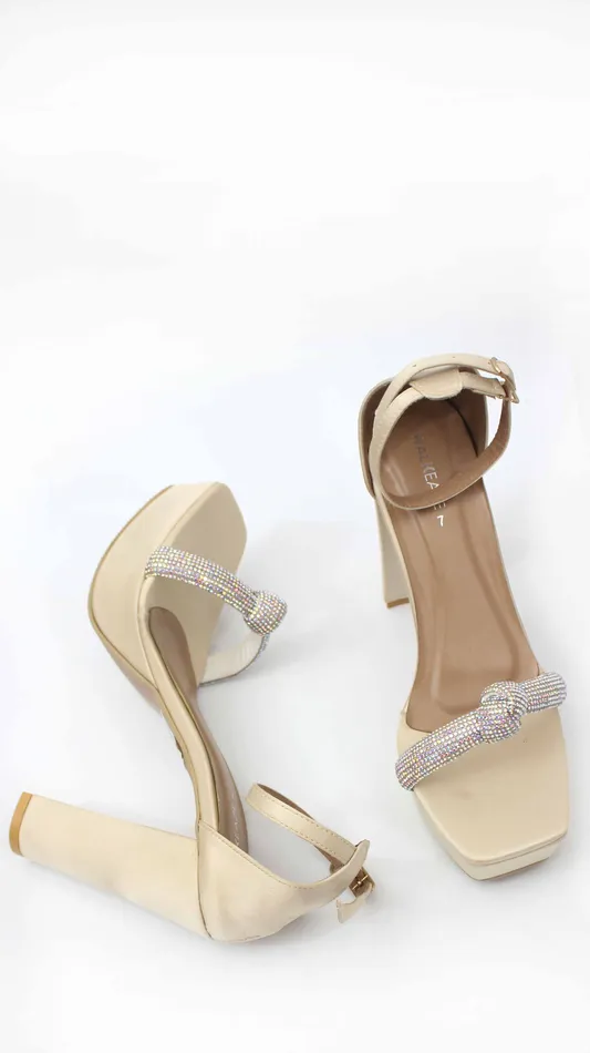 Walkeaze Necklaces Women Formal Block Heel 62832S