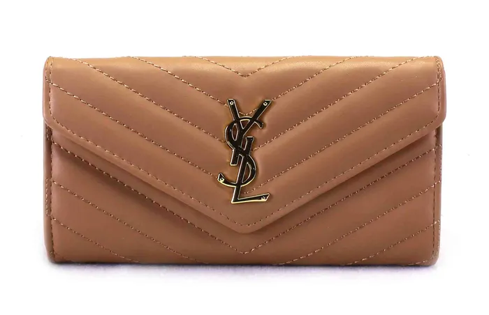 Women Stylish Wallet 3200W Walkeaze Earrings