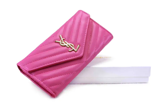 Women Stylish Wallet 3200W Walkeaze Earrings